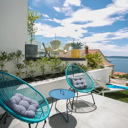 Olive ヴィラ トロギール